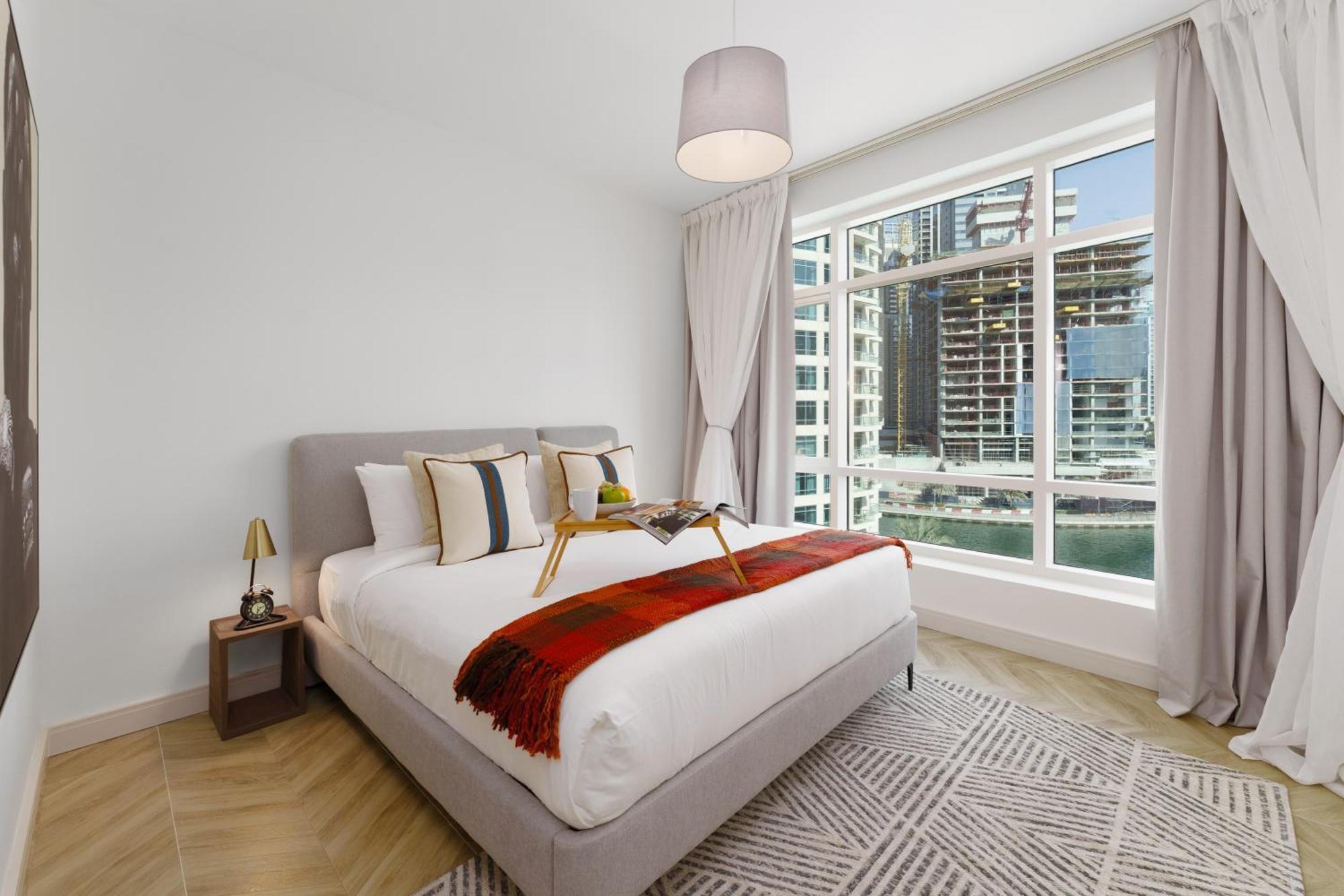 Maison Privee - Blissful Living With Marina Waterfront Views * Дубай